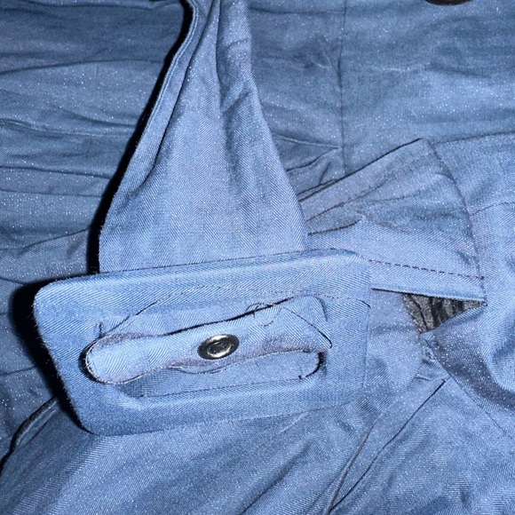 Designed trench coat - Picture 5 of 16